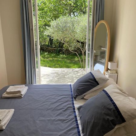 Les Marguerites Bed & Breakfast Vers Pont du Gard Dış mekan fotoğraf
