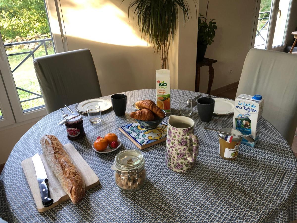 Les Marguerites Bed & Breakfast Vers Pont du Gard Dış mekan fotoğraf