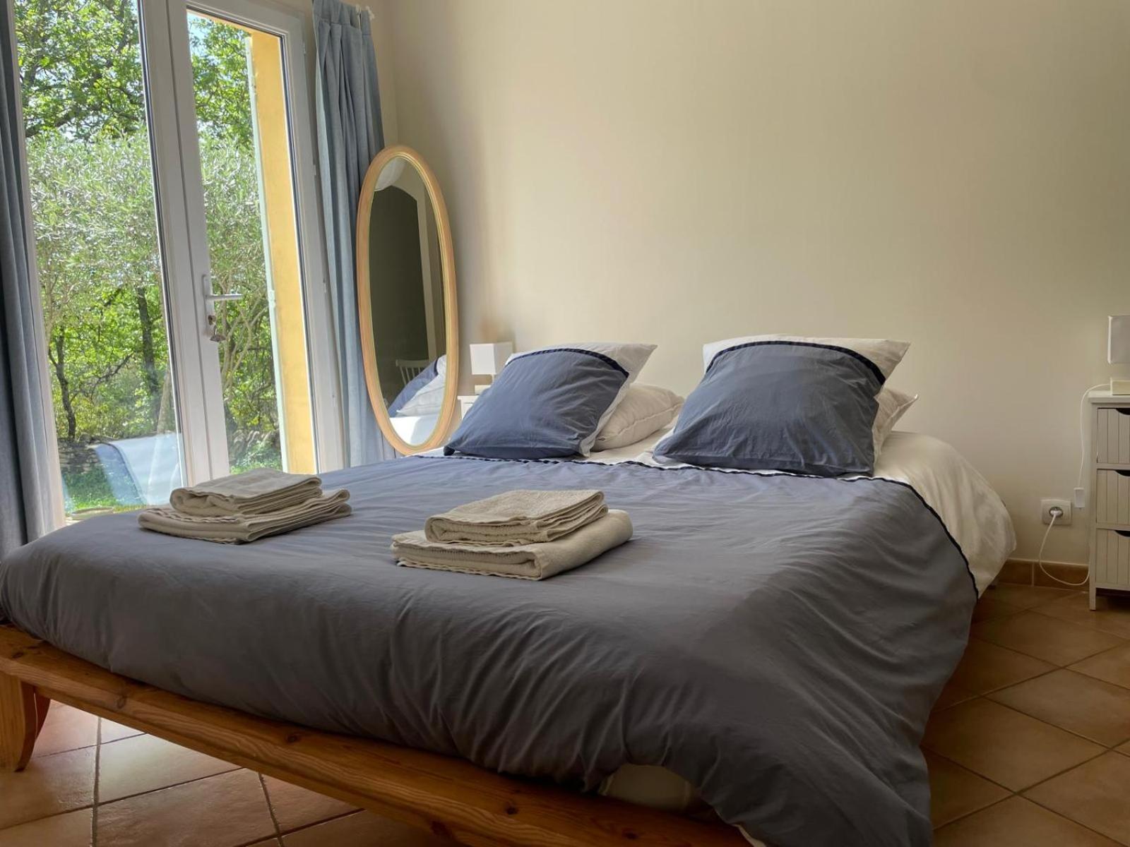 Les Marguerites Bed & Breakfast Vers Pont du Gard Dış mekan fotoğraf