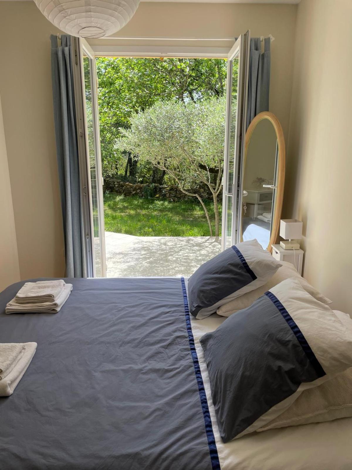 Les Marguerites Bed & Breakfast Vers Pont du Gard Dış mekan fotoğraf